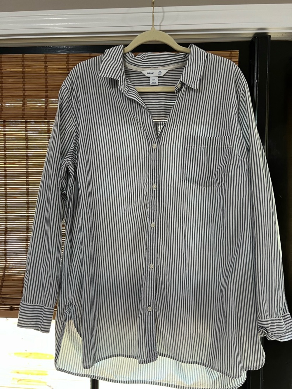 Old Navy Women’s White and Gray Striped Tunic Button-Down Shirt